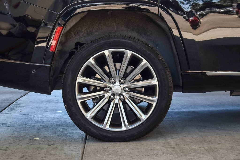 2022 Jeep Grand Wagoneer I photo 10