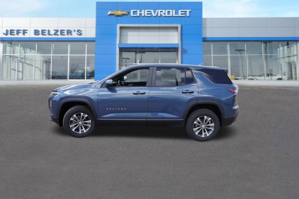 2026 Chevrolet Equinox LT photo 4