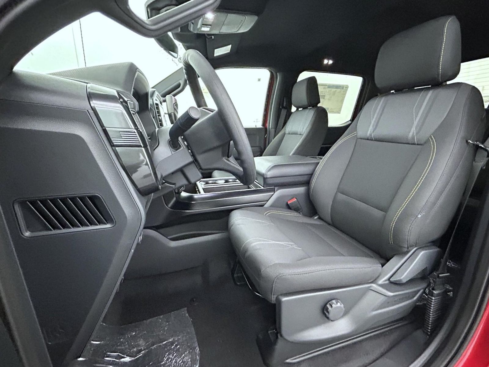 2025 Ford F-150 STX photo 10