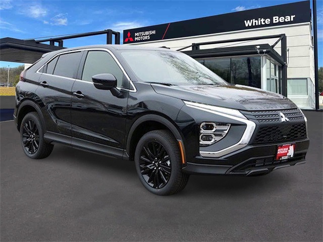 2026 Mitsubishi Eclipse Cross LE's photo