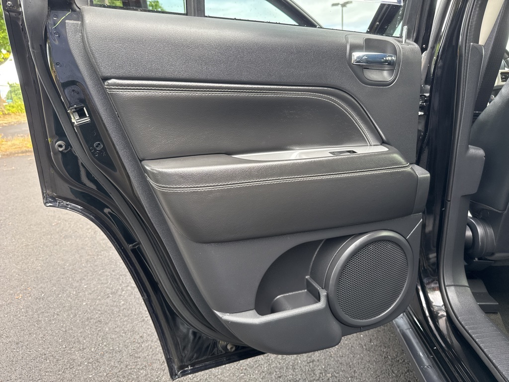 2017 Jeep Compass Latitude High Altitude photo 15
