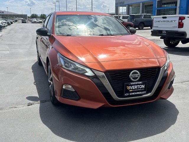 Used 2019 Nissan Altima SR with VIN 1N4BL4CW8KN316376 for sale in South Jordan, UT