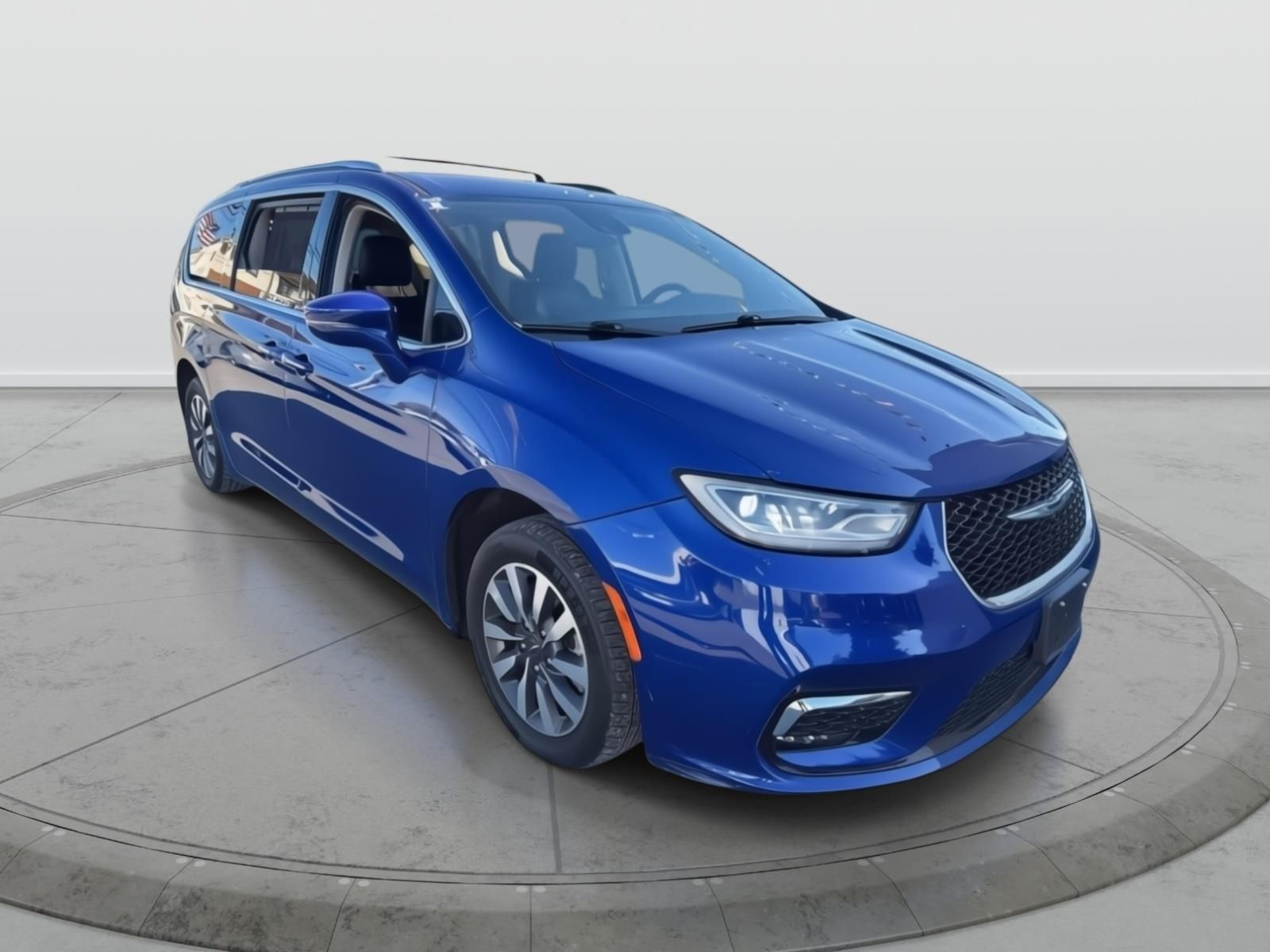 2021 Chrysler Pacifica Touring L's photo