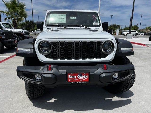 2025 Jeep Wrangler Rubicon photo 2