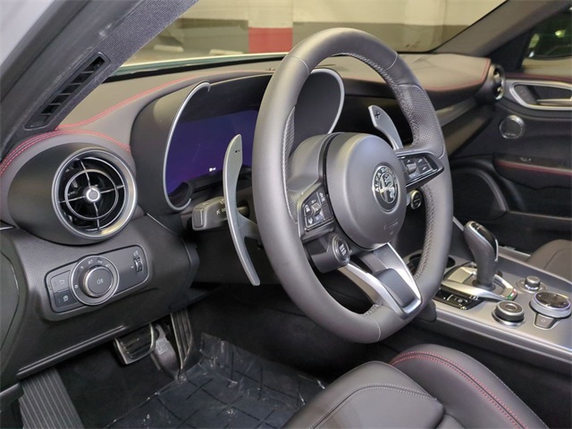 2025 Alfa Romeo Giulia SPRINT photo 14