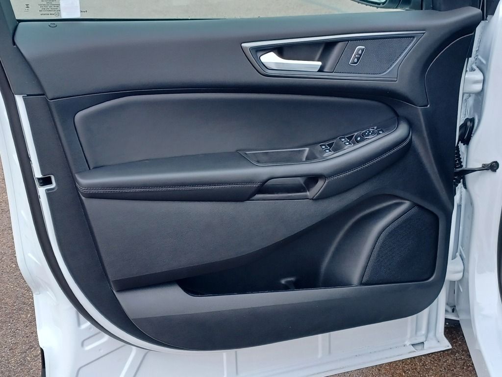 2024 Ford Edge SE photo 18