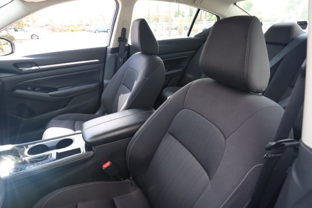2023 Nissan Altima 2.5 SV photo 14