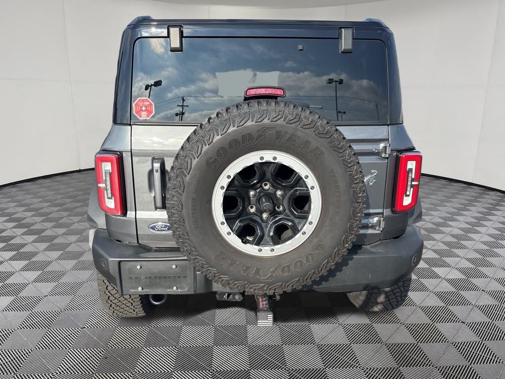 2024 Ford Bronco Outer Banks photo 4