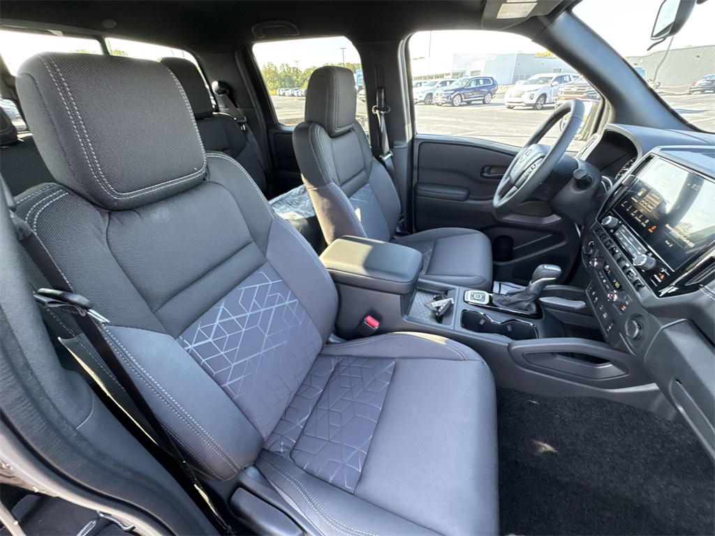 2026 Nissan Frontier SV photo 24