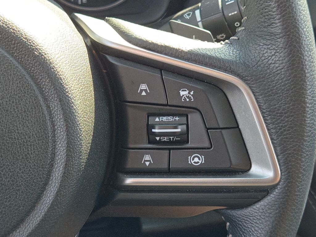 2020 Subaru Outback Premium photo 26