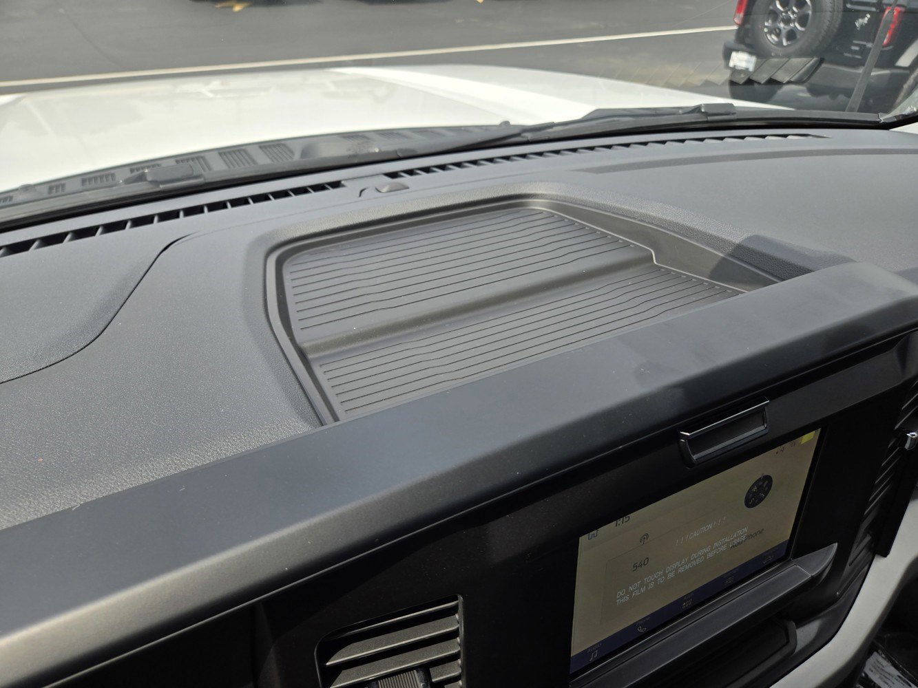 2025 Ford F-600 photo 6