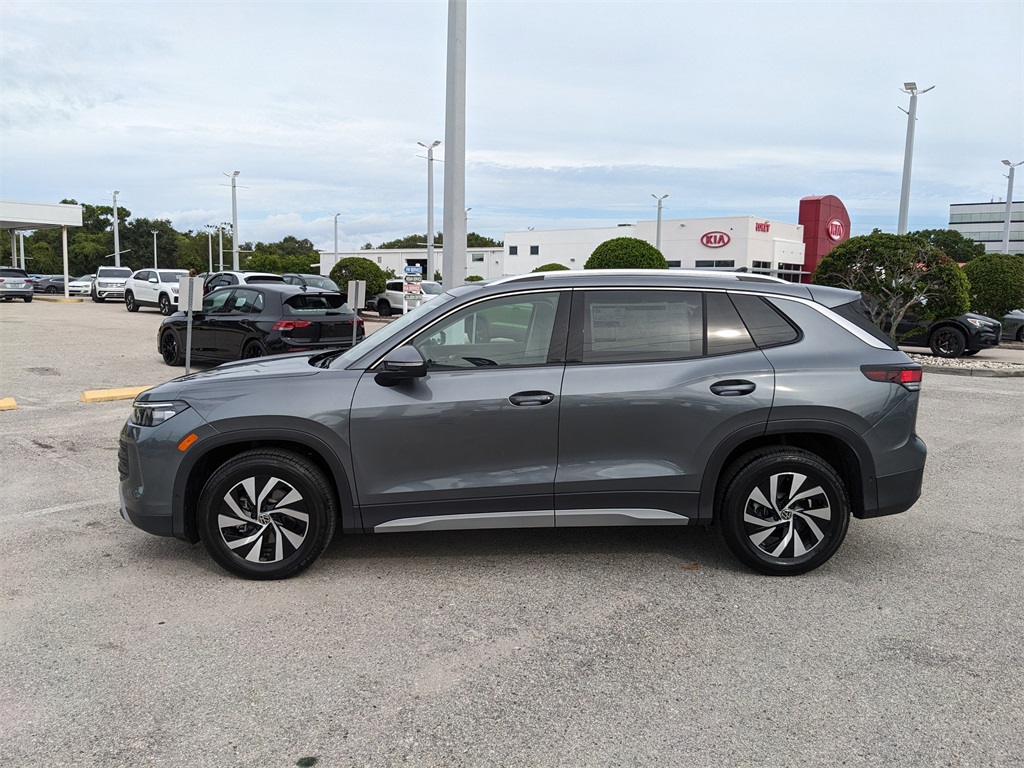 2025 Volkswagen Tiguan S photo 4