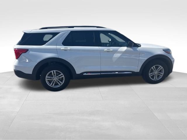 2022 Ford Explorer XLT photo 6
