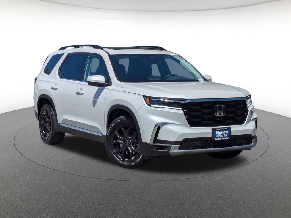 2025 Honda Pilot Touring's photo