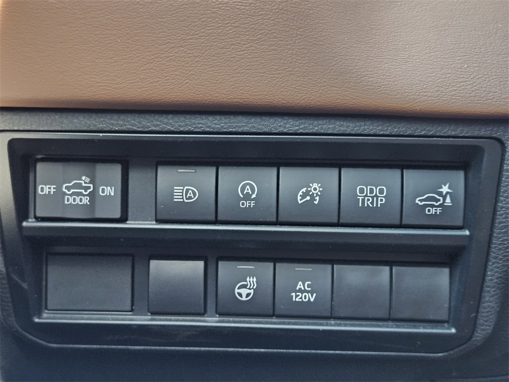 2023 Toyota Tundra 1794 Edition photo 18