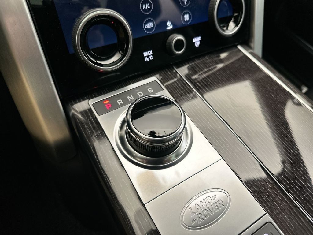 2020 Land Rover Range Rover Autobiography photo 12