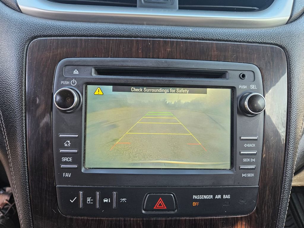 2017 Chevrolet Traverse 1LT photo 17