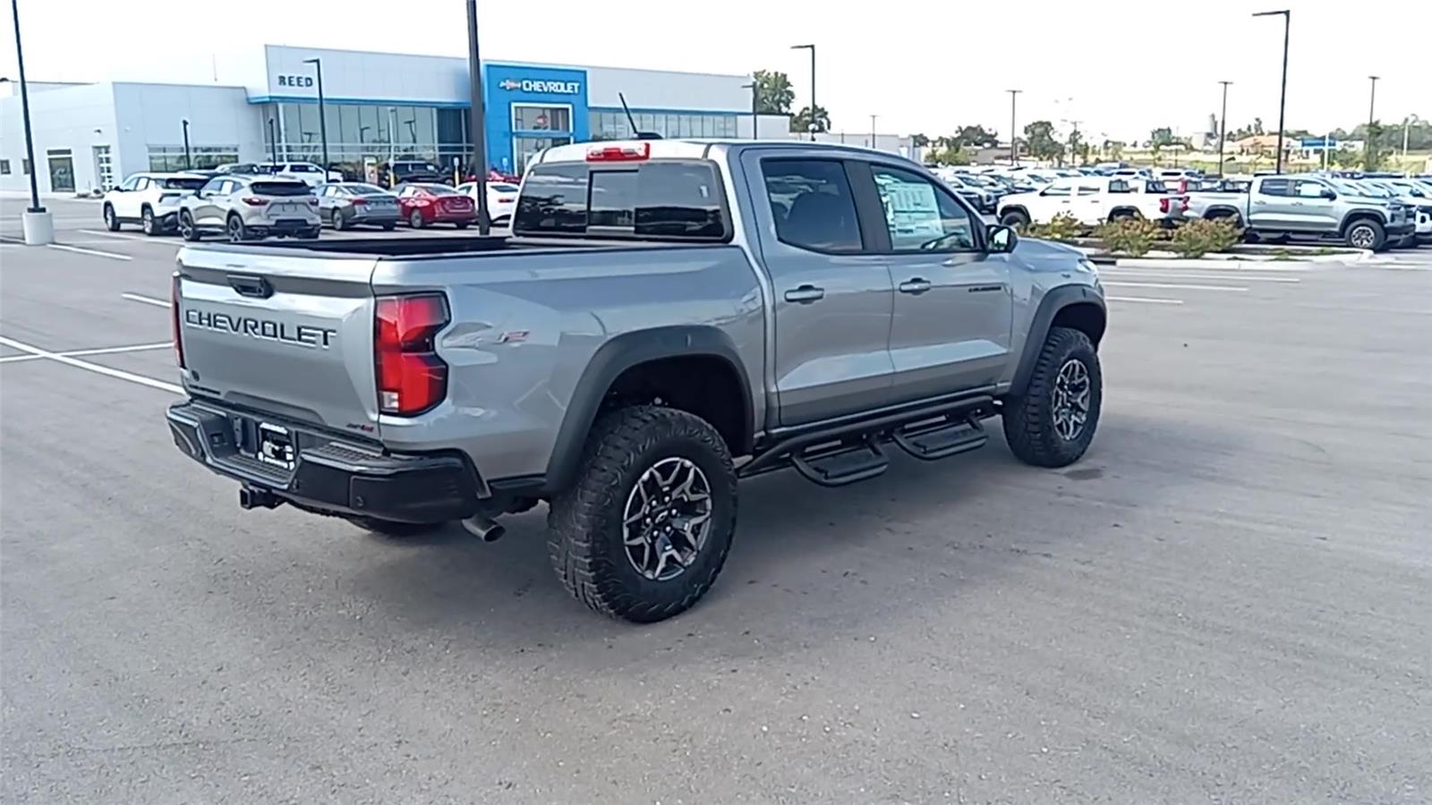 2026 Chevrolet Colorado ZR2 photo 8