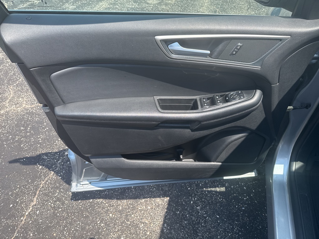 2024 Ford Edge SEL photo 27