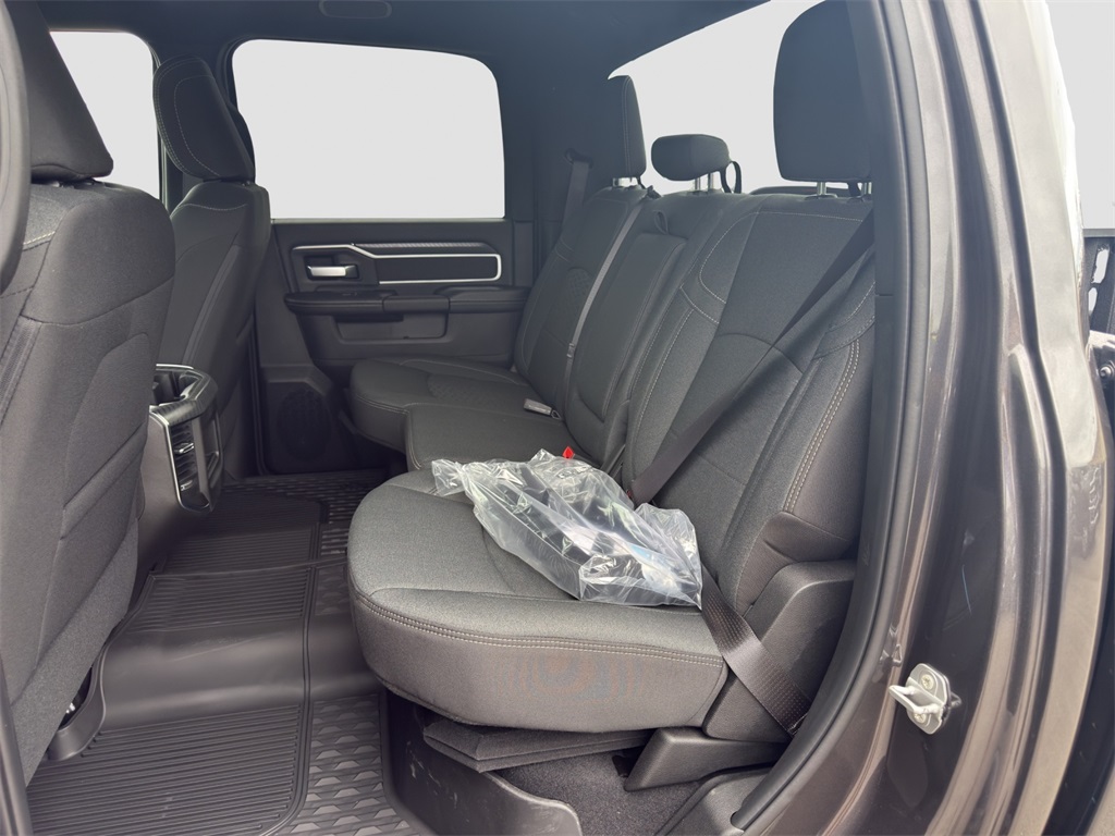 2025 Ram 2500 Big Horn photo 12