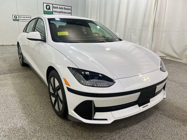 2025 Hyundai IONIQ 6 SE's photo