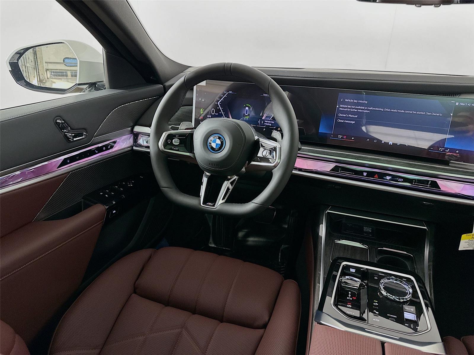 2026 Bmw 750e photo 23