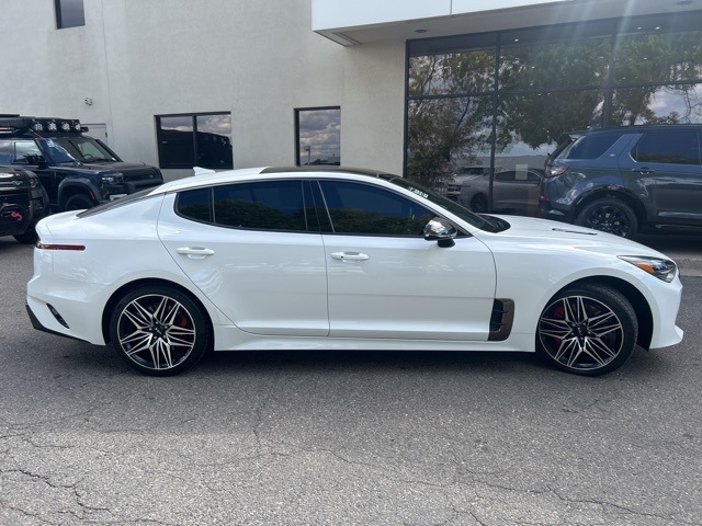 2022 Kia Stinger GT1 photo 9