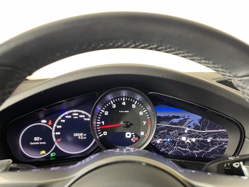 2022 Porsche Cayenne Base photo 21