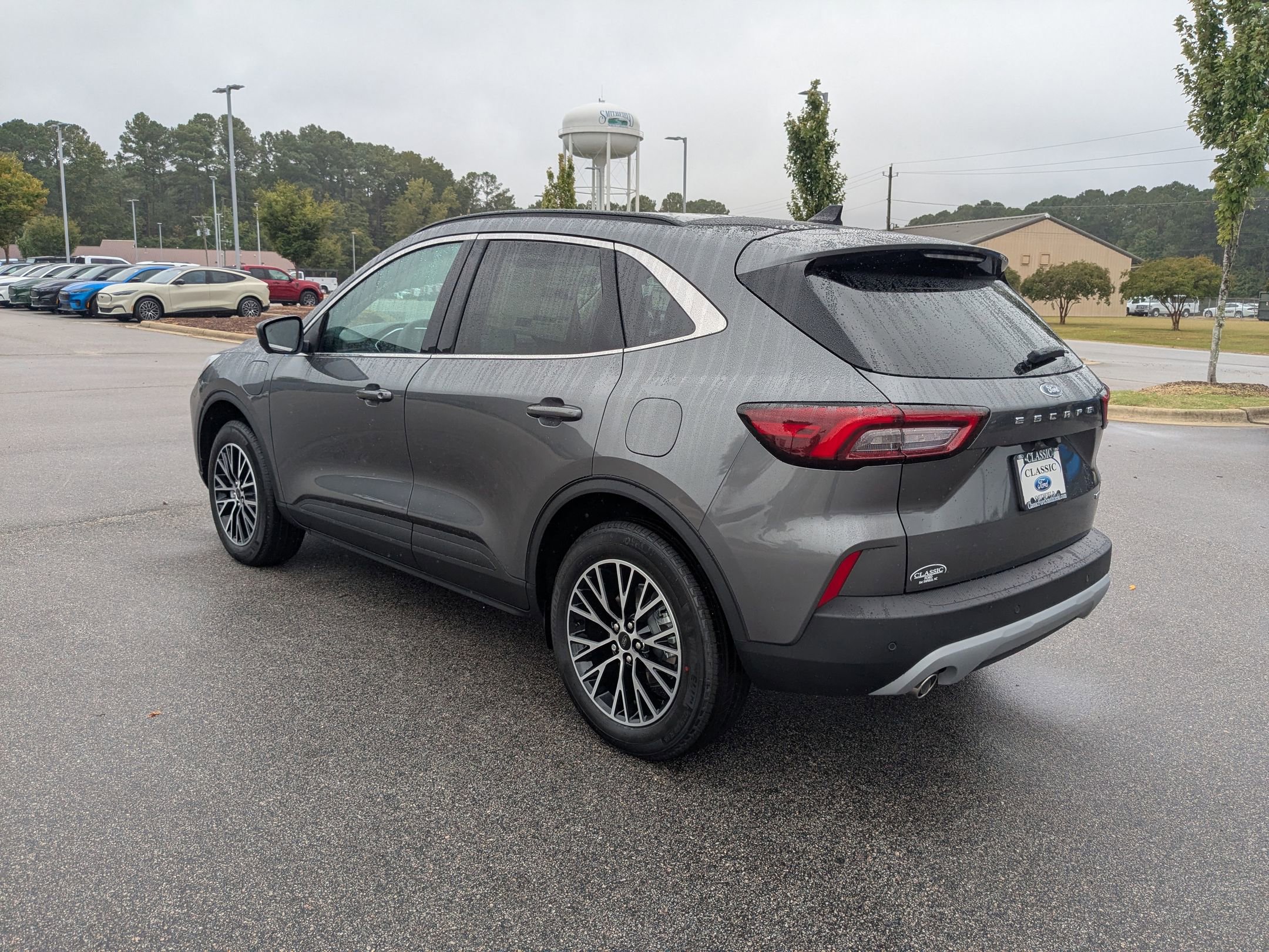 2025 Ford Escape Plug-In Hybrid photo 9
