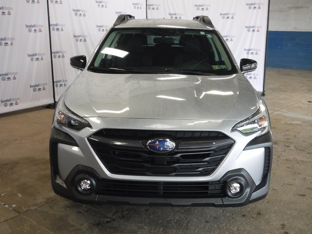 2025 Subaru Outback Premium photo 4
