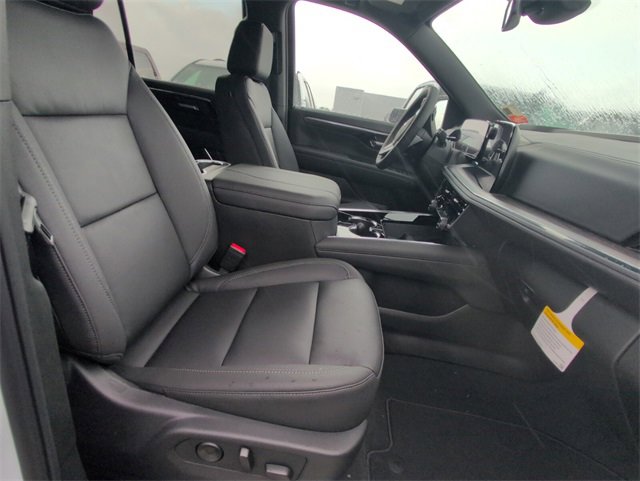 2025 Chevrolet Tahoe LT photo 6