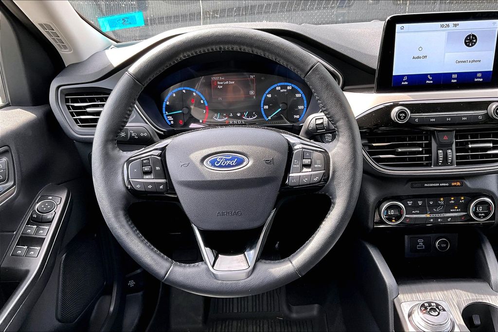 2021 Ford Escape SEL photo 5