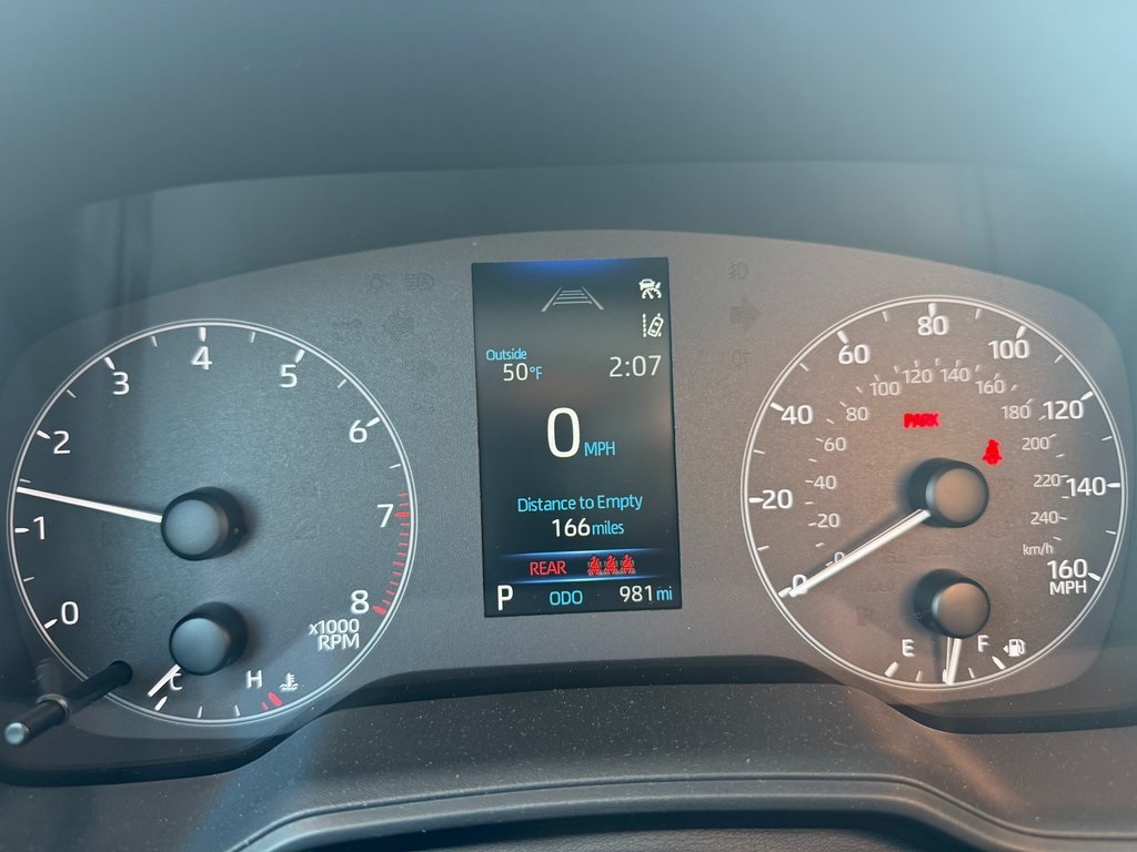 2025 Toyota Corolla LE photo 2