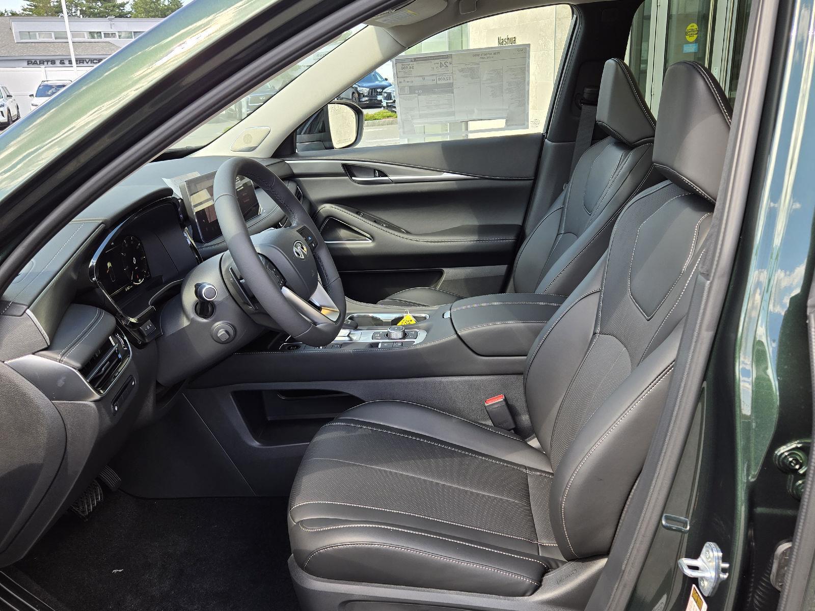2026 Infiniti QX60 Luxe AWD photo 3
