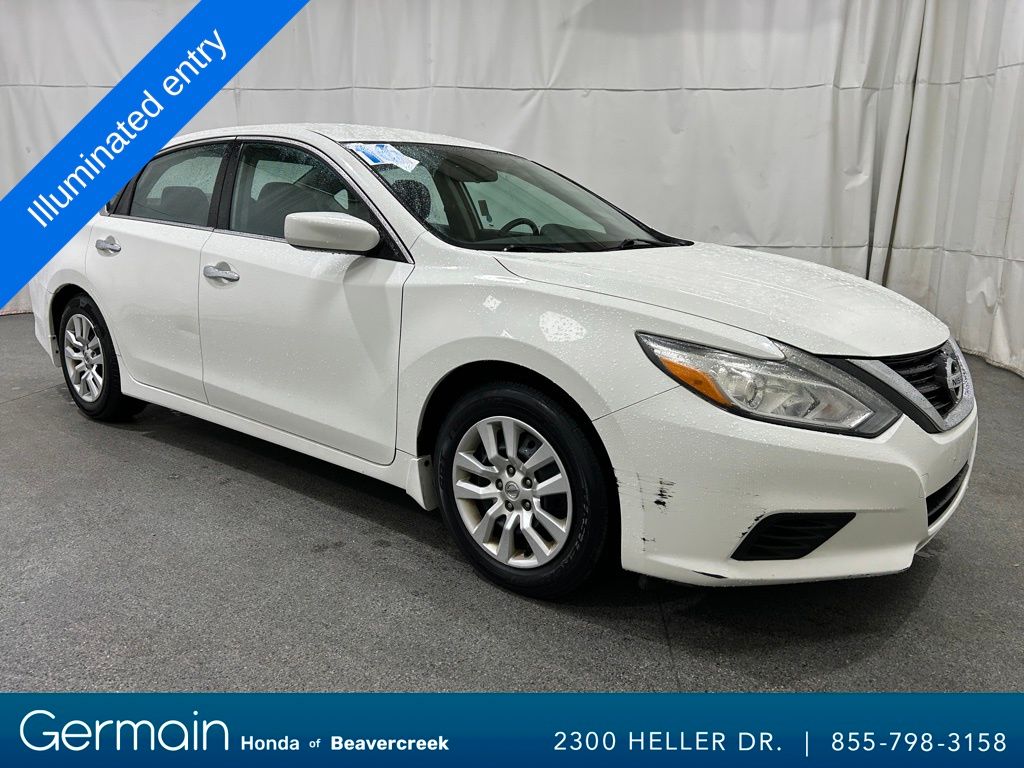 Used 2016 Nissan Altima S with VIN 1N4AL3AP4GC185483 for sale in Beavercreek, OH