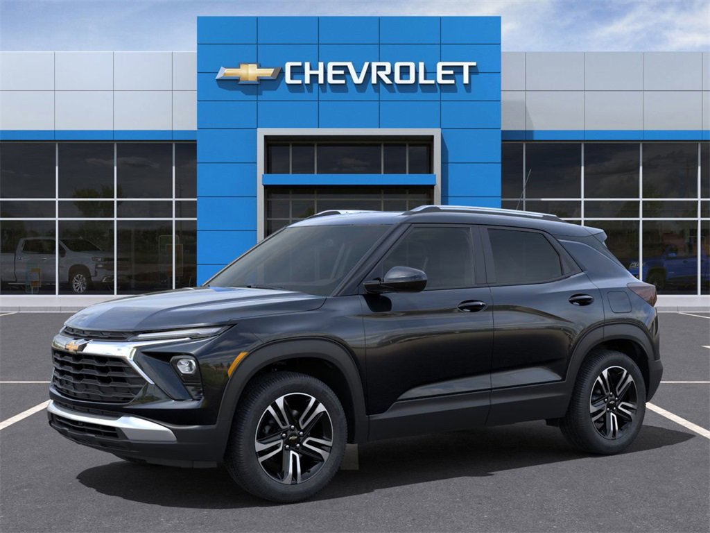 2025 Chevrolet Trailblazer LT photo 2