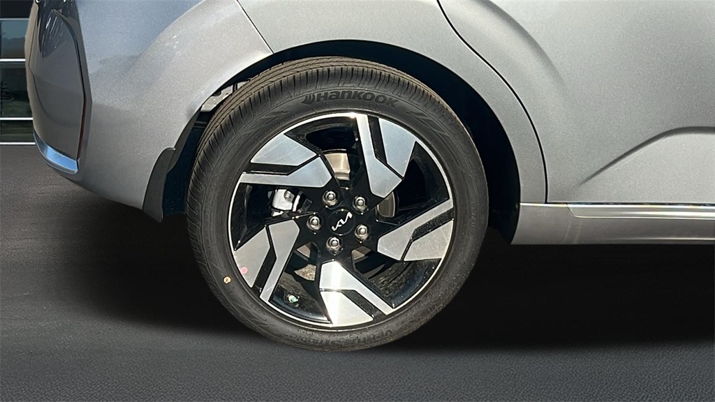 2025 Kia Soul GT-Line photo 11