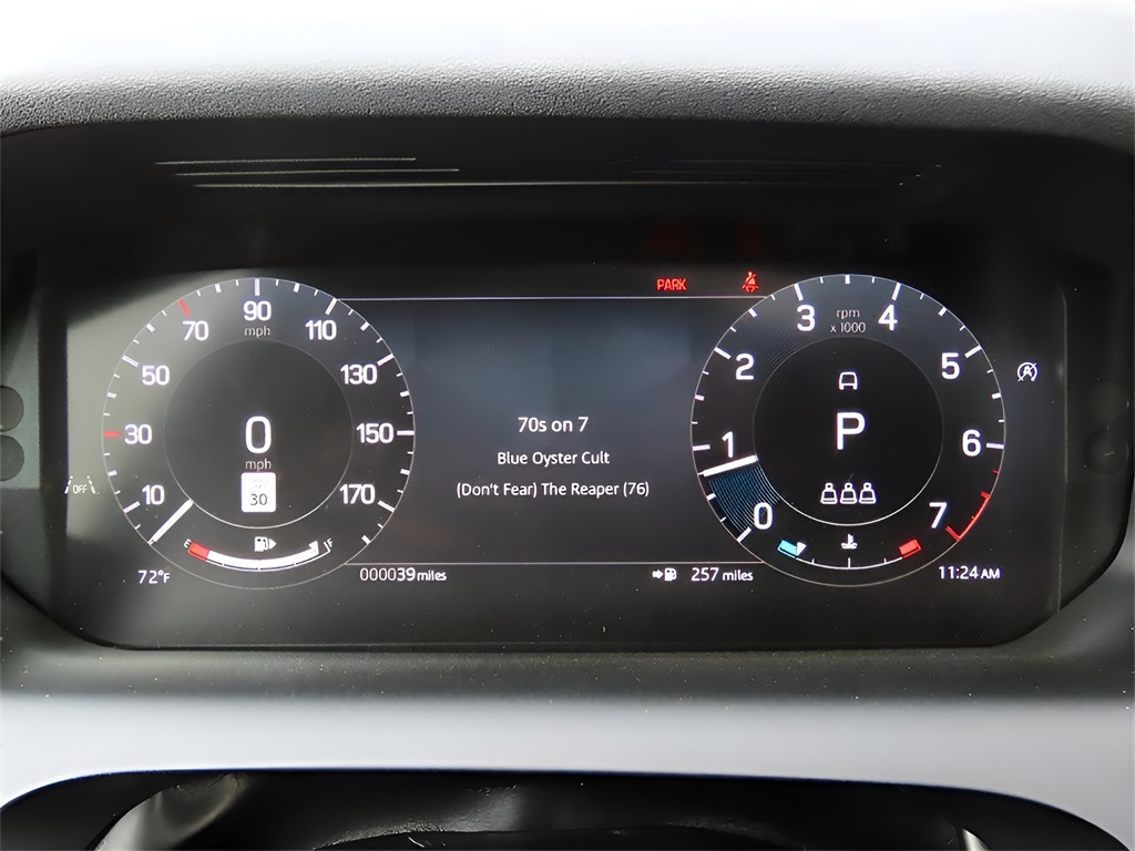 2025 Land Rover Discovery Sport S photo 34