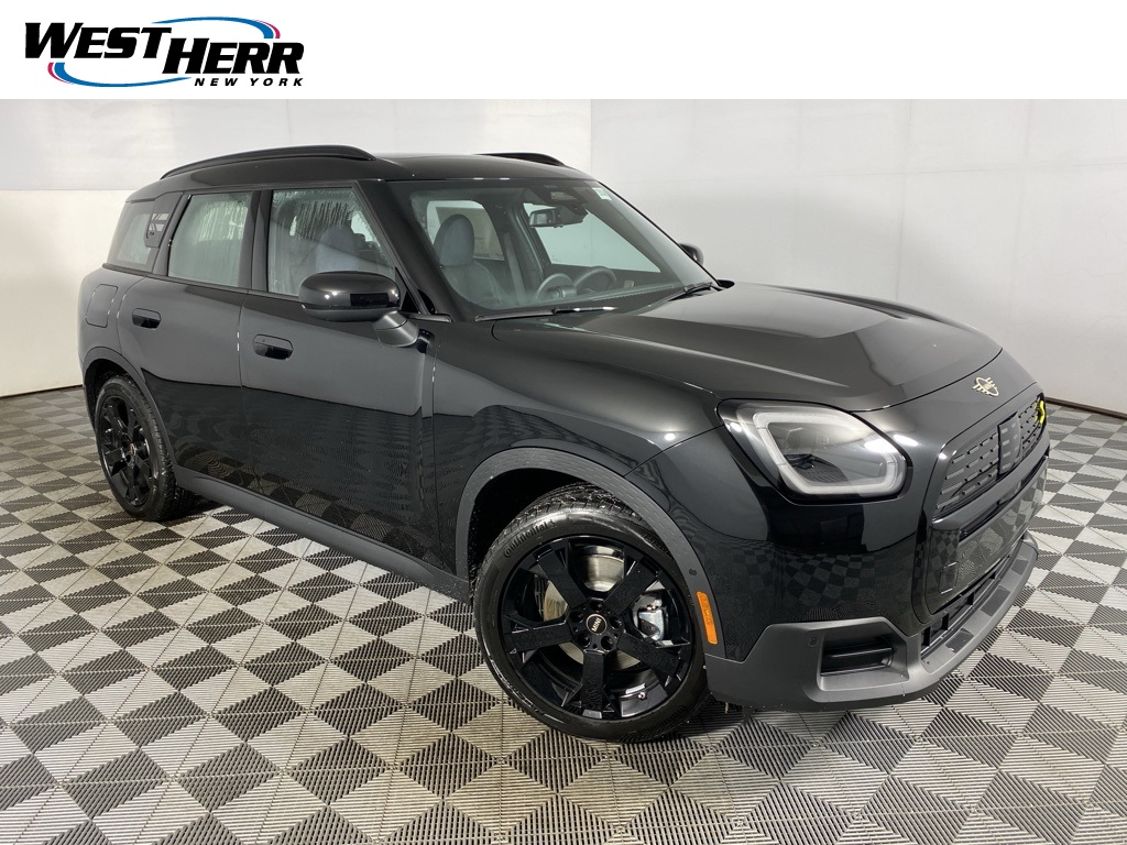 2025 MINI Countryman SE's photo