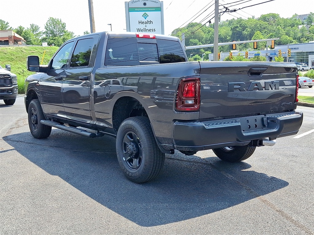 2025 Ram 3500 Tradesman photo 4