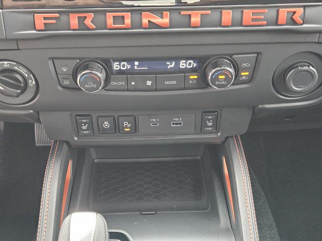 2025 Nissan Frontier PRO-4X photo 14