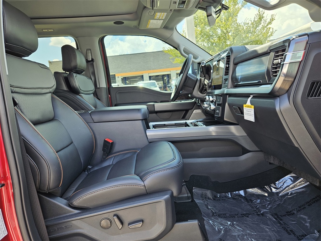 2025 Ford F-250 Lariat photo 32