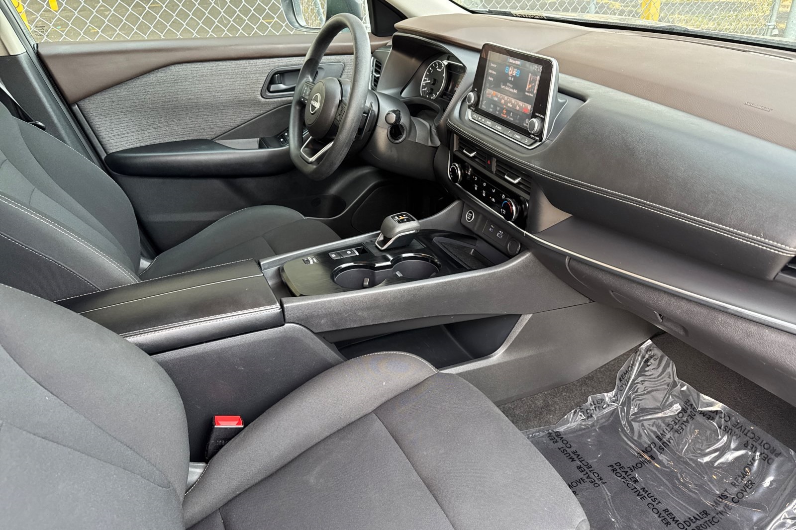2023 Nissan Rogue S photo 16
