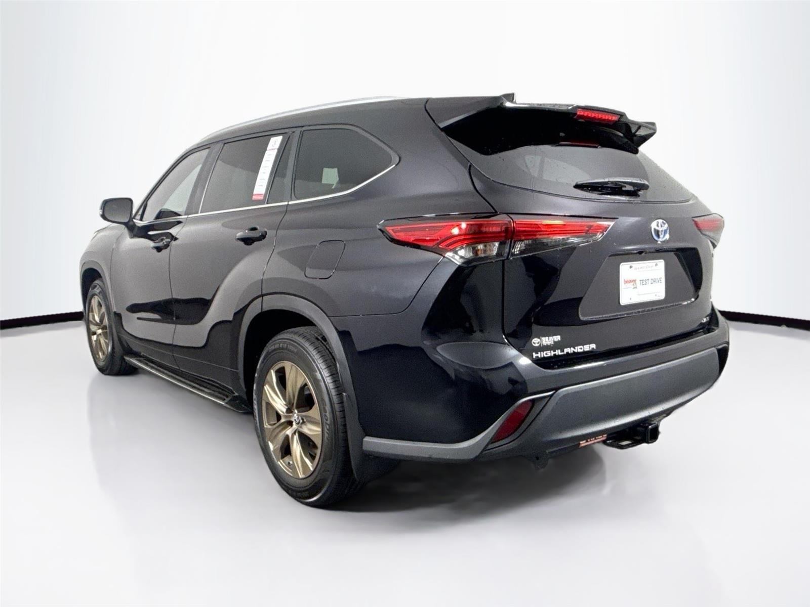 2023 Toyota Highlander Hybrid Bronze Edition photo 7