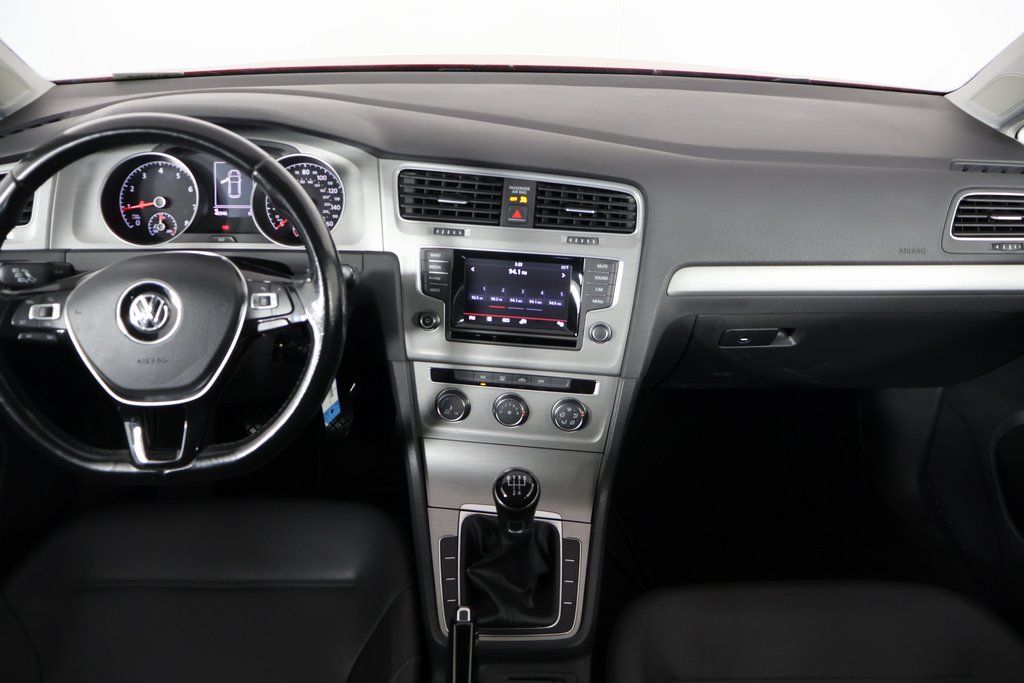 2015 Volkswagen Golf TSI S photo 6