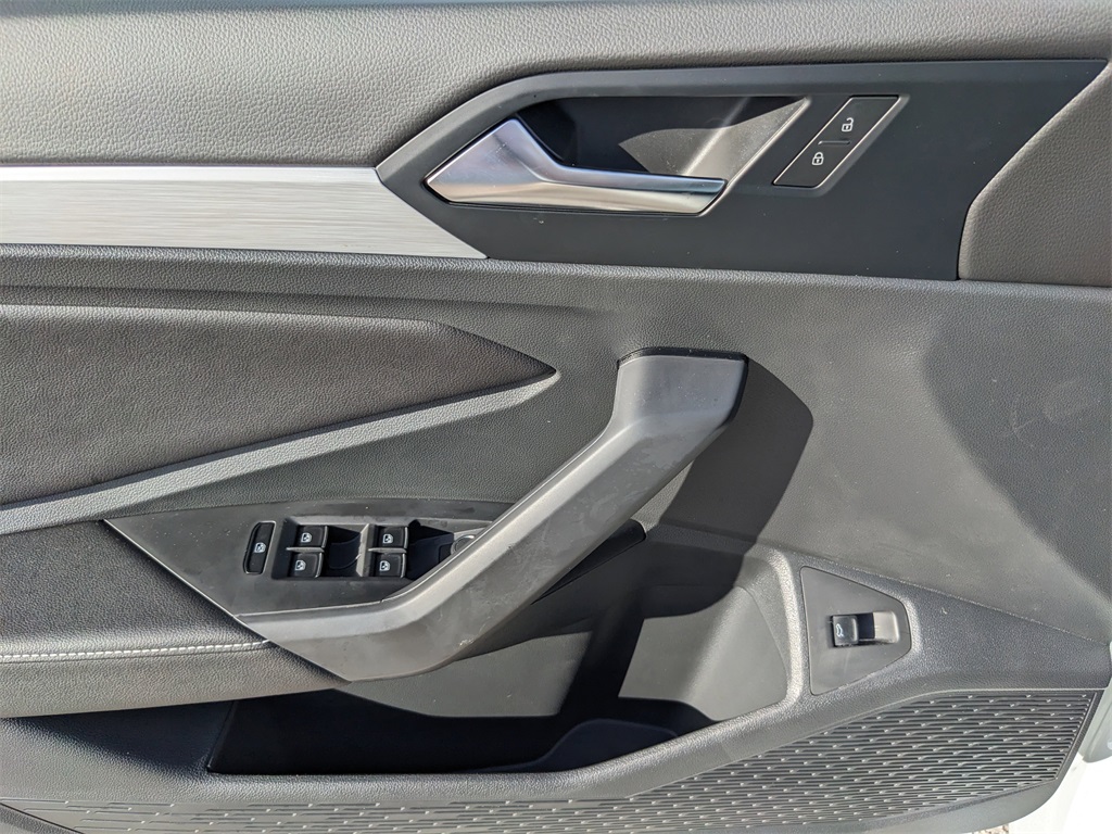 2025 Volkswagen Jetta 1.5T S photo 17