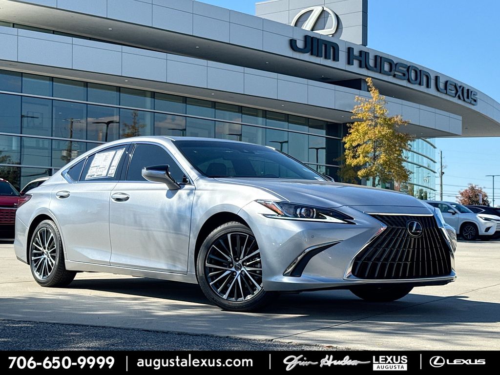 2025 Lexus ES 350's photo