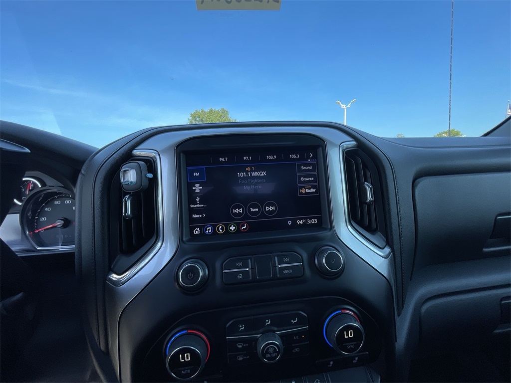 2019 Chevrolet Silverado 1500 LT photo 11