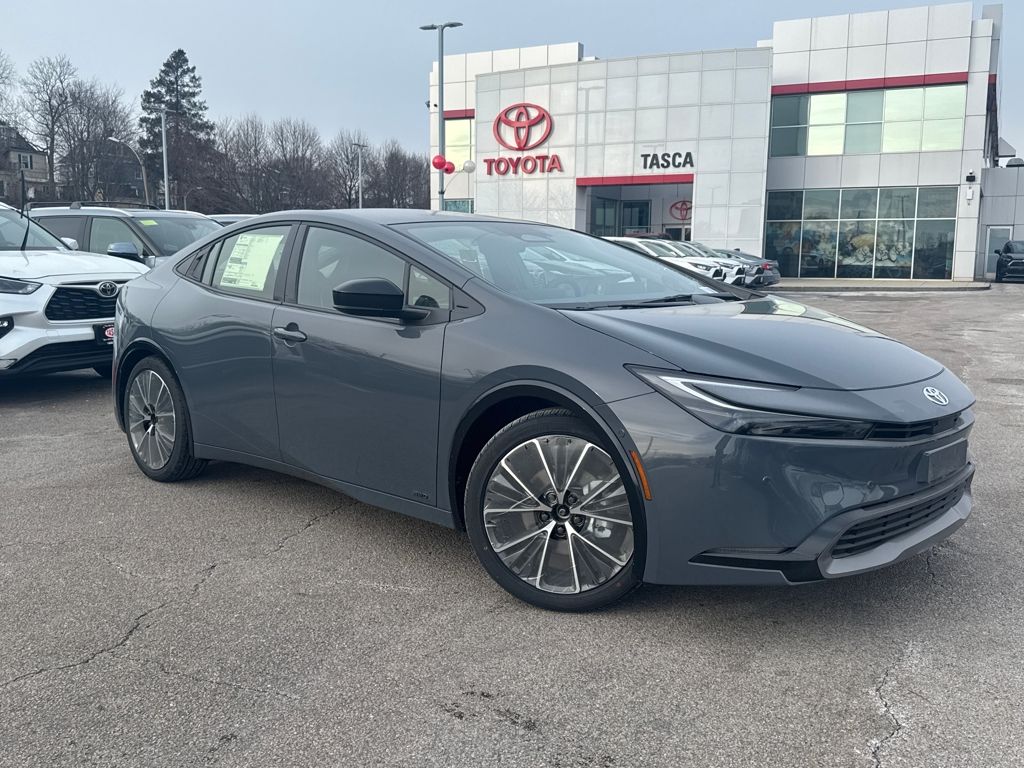 2026 Toyota Prius Limited's photo