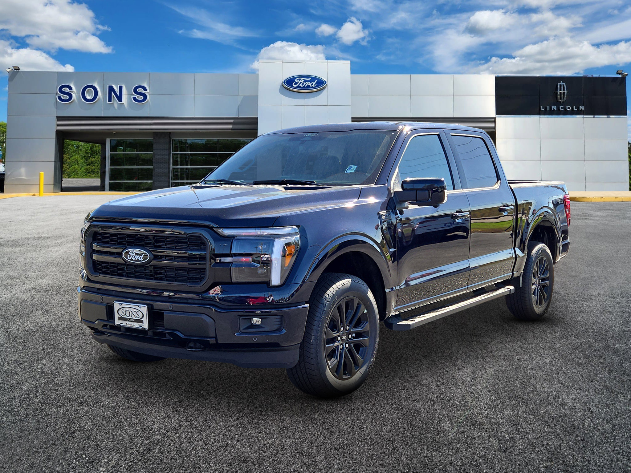 2025 Ford F-150 Lariat's photo